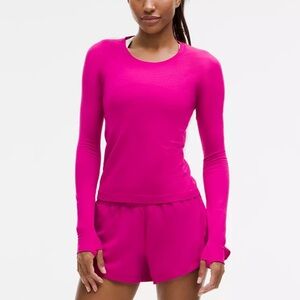 Lululemon Swiftly Tech Long Sleeve Shirt 2.0 in Ripened Raspberry Pink. NWT